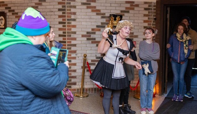 Small-Group 1-Hour Ghost Tour of Wabasha Street Caves