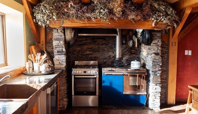 Small Group unique Barn countryside retreat