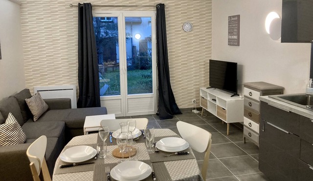 SMALL HOUSE IN A PLEASANT AND BUCOLIC SETTING 40m2