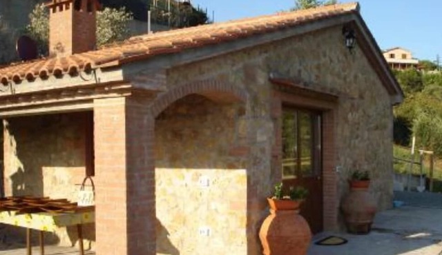 Small rustic to few Kms from the sea