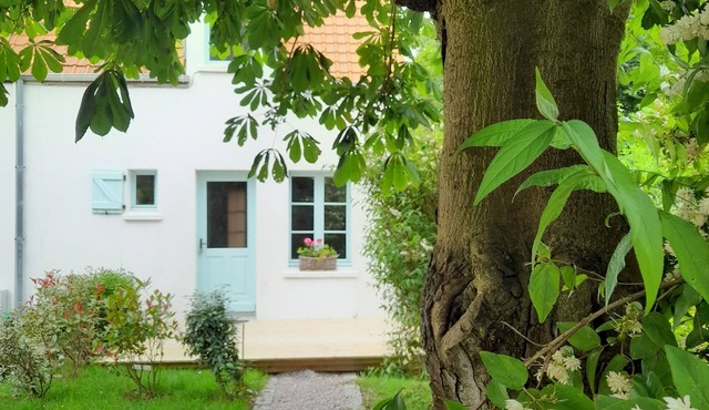 Small semi-detached house 5 minutes from Wissant beach.
