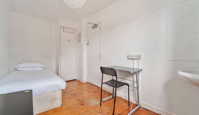 Small Single Room with Shared Bathroom