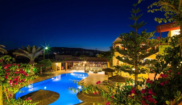 Smaragdi Hotel