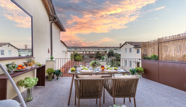 Smart Apartment with Terrace and elevator in Lucca