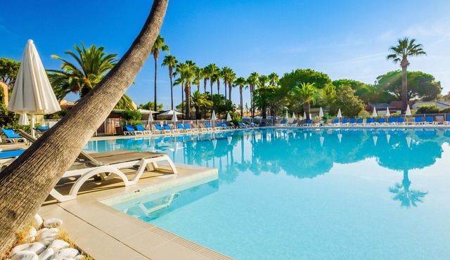 Smart Escape With Pool