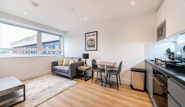 Smart Studio Apartment in Central East Grinstead