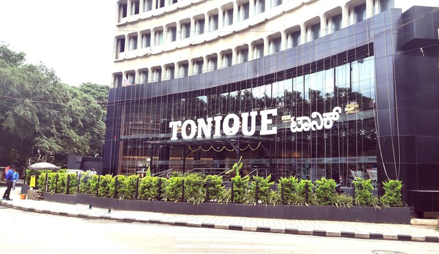 SmartStay Private EXE Room in Luxury Apt-MG Road