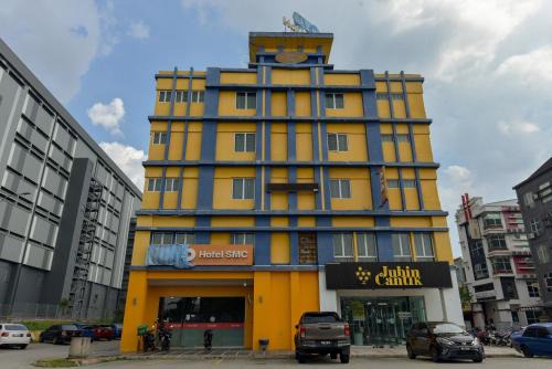 SMC Hotel Alam Avenue