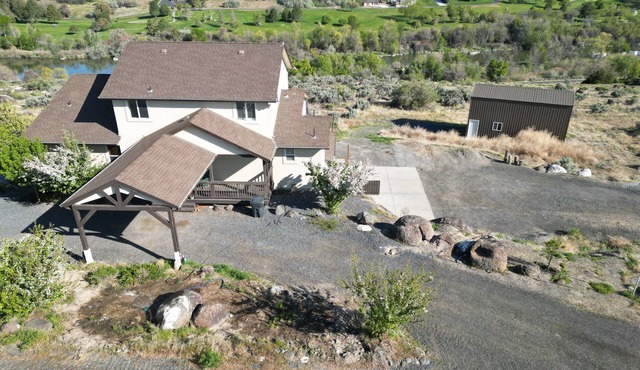 Snake River canyon 3 bedroom house in Buhl overlooking the river & golf course
