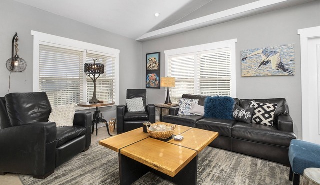 Snapper Cove - Close to Everything w/Pool Access!