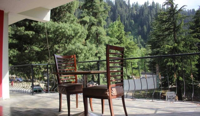 Snow Crest Lodges