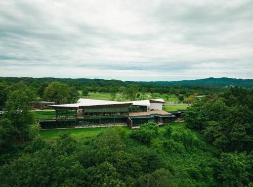 SNOW PEAK FIELD SUITE SPA HEADQUARTERS