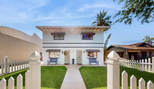Snowbird-Friendly Condo with Patio Access, Central AC, Free WiFi - Dogs Welcome