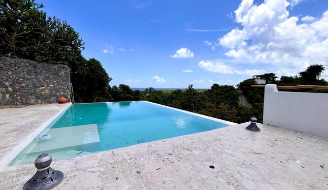 SO CHIC villa with sea view and private pool