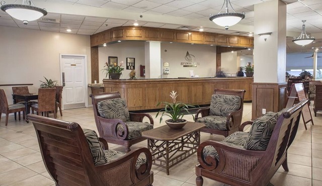 So much to do at this Charming resort with AC and WiFi in pleasant Ormond Beach.