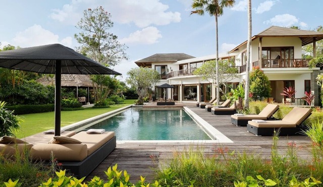 SO6001 - A Spacious and luxury private villa