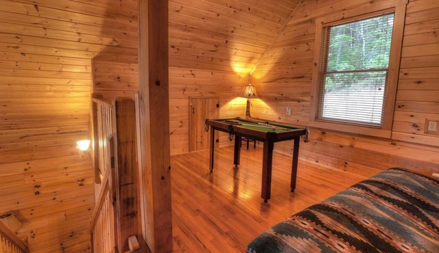Soaring Eagle 1 Bedroom Cabin by Redawning