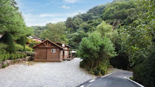 Sobaeksan Log Pension