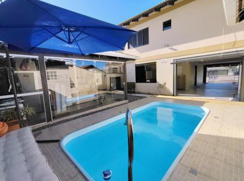 Sobrado 4 quartos com piscina praia do tabuleiro