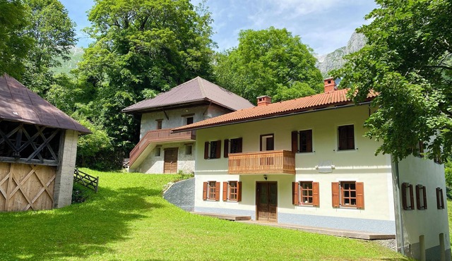 Soca Area - Luxury Krn Estate house