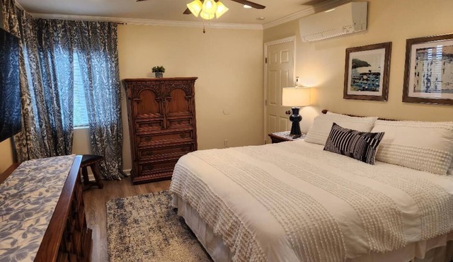 SoCal Stylish duplex
