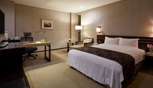 Sol Hotel