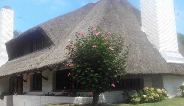 Solanas Punta Ballena House 8 people