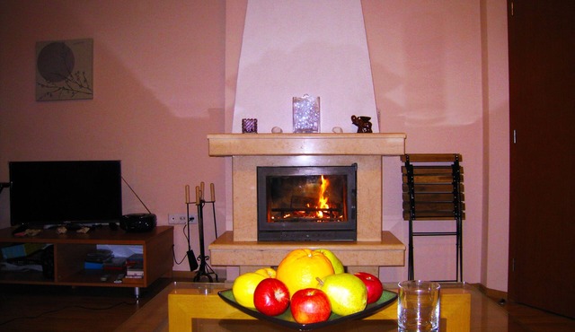 Solar nest with fireplace, terrace and panoramic view, 700 m from ski lift