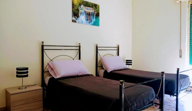 Sole, Mare & Etna, Appartamento con parcheggio privato e balconi con vista mare & Etna