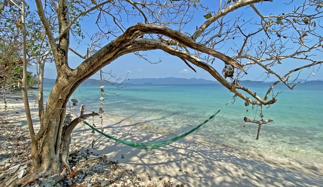 SOLE RESORT Private Island with 19 Beachfront Bungalows, WiFi, A /C Restaurant