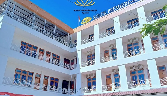 Solok Premier Hotel