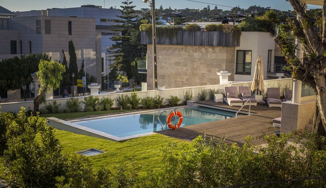 Somewhere Estoril Guesthouse