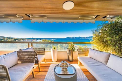 Somptuous 3 bedroom with sea-view on the Croisette