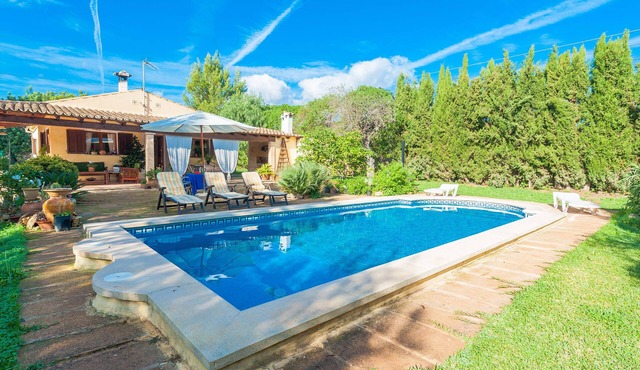 SON COLL - Villa with private pool in Lloseta. Free WiFi