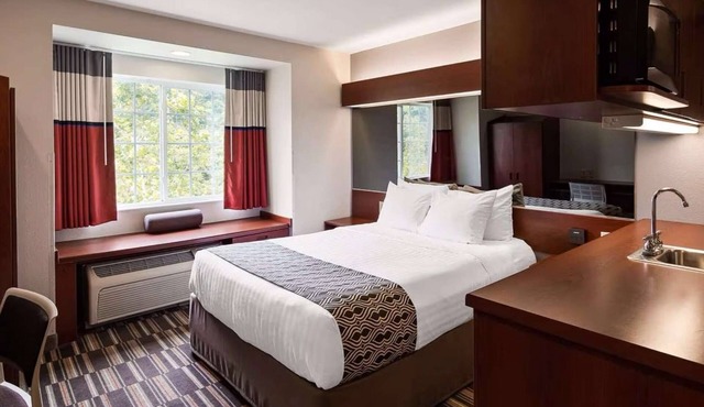 Sonesta Essential Morgantown