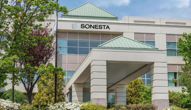 Sonesta Hamilton Park Hotel & Conference Center