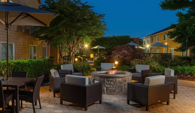 Sonesta Select Chattanooga Hamilton Place