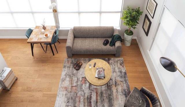 Sosuite | Corner 2BR Loft w W/D, Shared Roofdeck