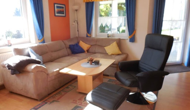 Souterain apartment Lärche with 75 sqm with one bedroom