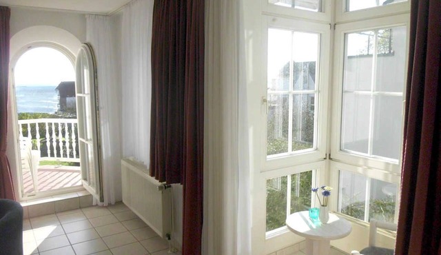 South 7; 2-space; 1ST FLOOR; 2 balconies; 61m² - house south beach