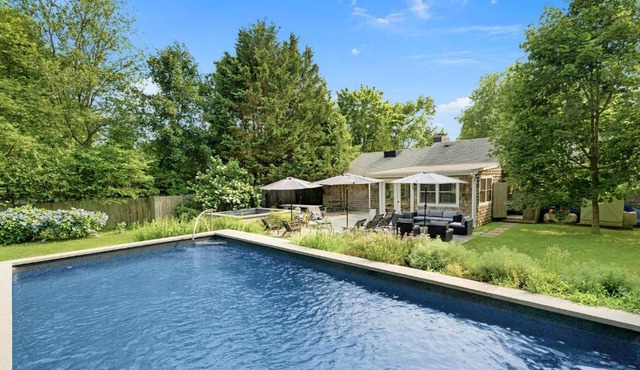 Southampton Pool Home Near Village & Shinnecock