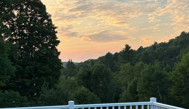 Southern Vermont Retreat w/Hot Tub, Fire Pit, & Bunk Room