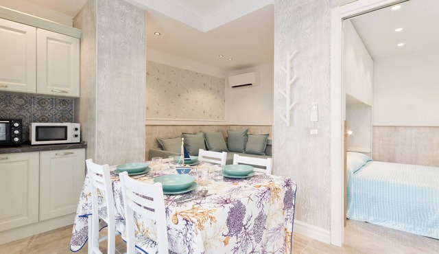Sovramare - Sirena - One Bedroom Apartment, Sleeps 4