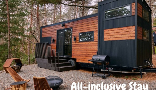Sowilo Pine House. All-inclusive food and drinks.