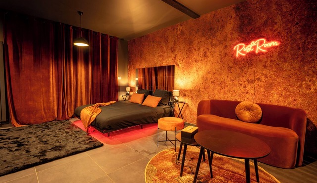 Spa Rust Room