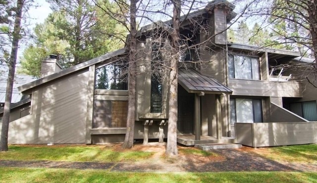 Spa-Side Lodge with Access to Exclusive Golf