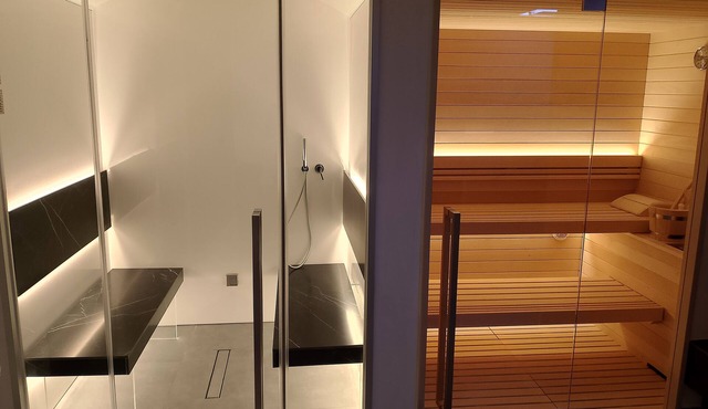 Spa Suite Villa dell'Eden B with 2 bedrooms and 6 sleeps.