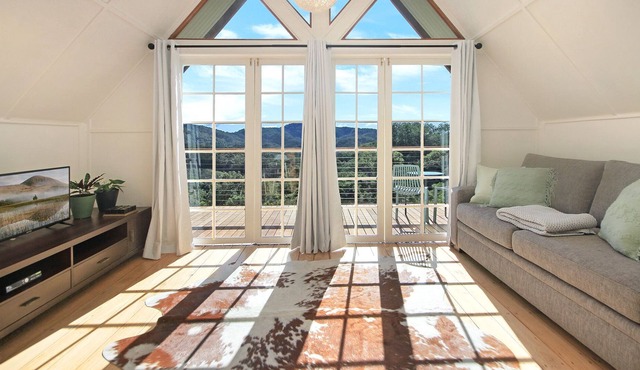 Spabath~Peaceful ~ Private ~ Magical views