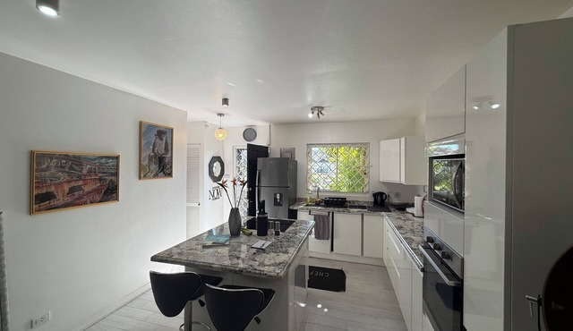 Spacious 1 bed apt with AC & 2 patios in Barbados