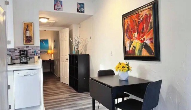 Spacious 1bed/1bth*pet friendly*free parking124A